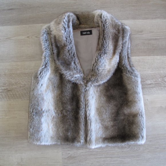 FAB'RIK Faux Fur Vest - Picture 1 of 10